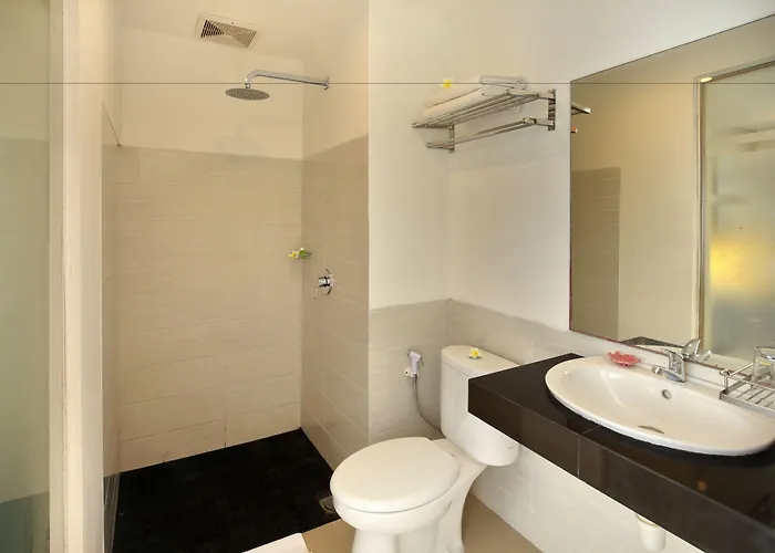 Hotel Bali Chaya 3*